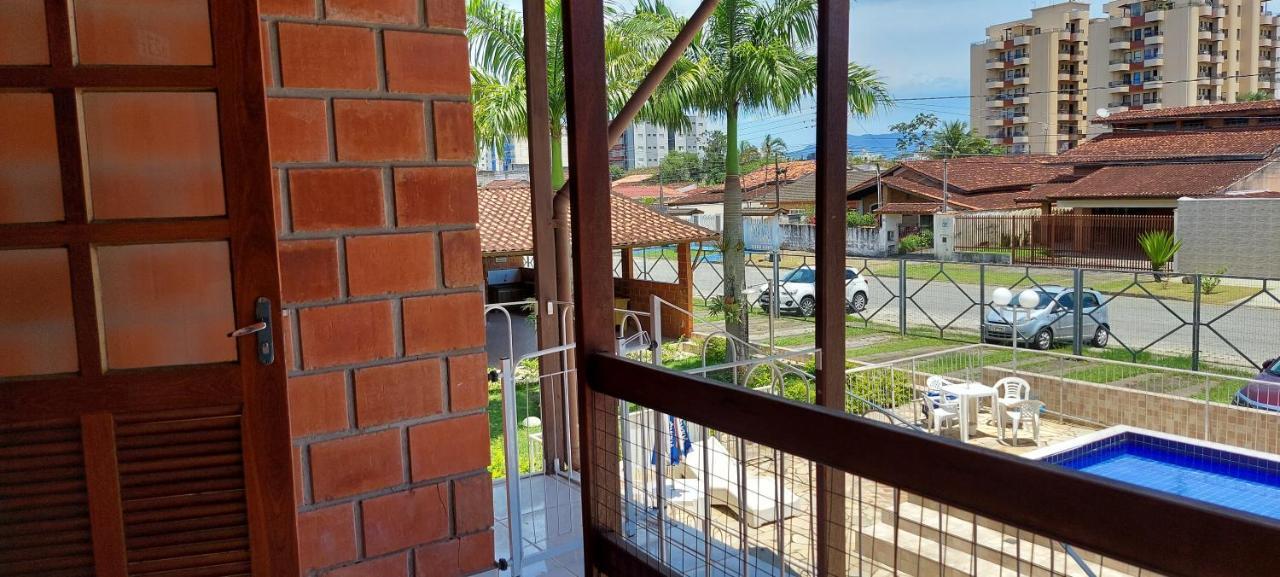 Chale Borasol Martim De Sa Piscina 600Mts Da Praia Appartement Caraguatatuba Buitenkant foto