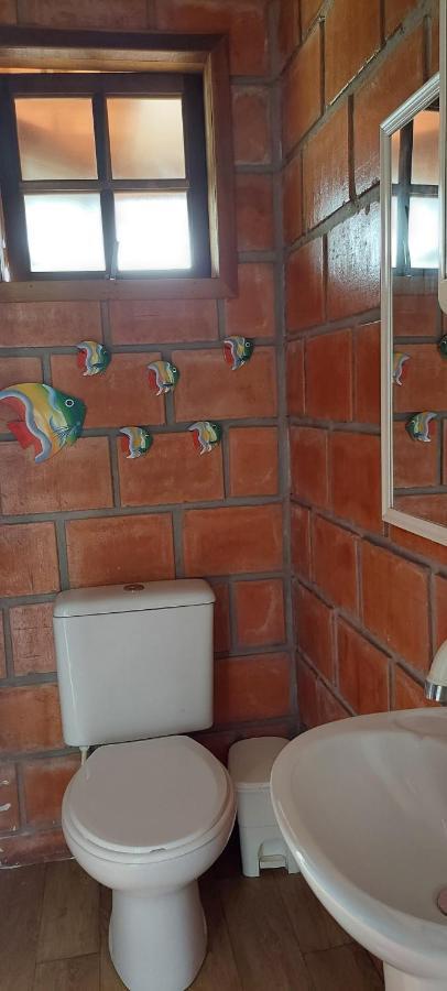 Chale Borasol Martim De Sa Piscina 600Mts Da Praia Appartement Caraguatatuba Buitenkant foto