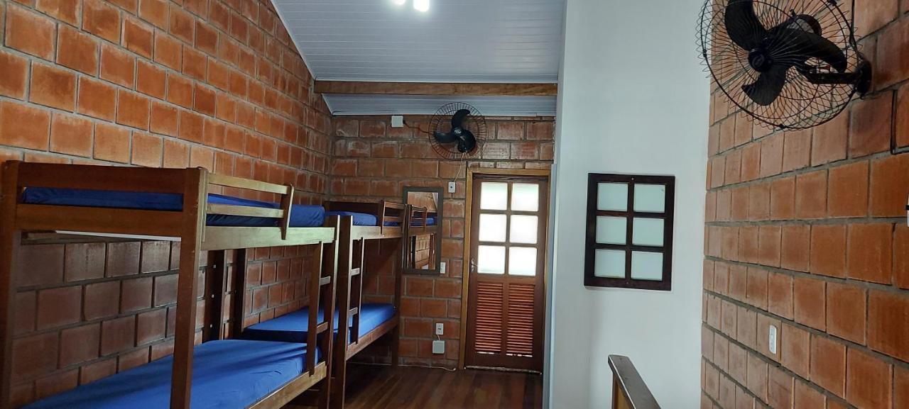 Chale Borasol Martim De Sa Piscina 600Mts Da Praia Appartement Caraguatatuba Buitenkant foto